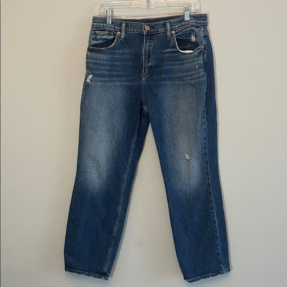 Silver Women’s Jeans Dark Blue Denim Distressed Frisco Straight Sz Tagged 30/28
